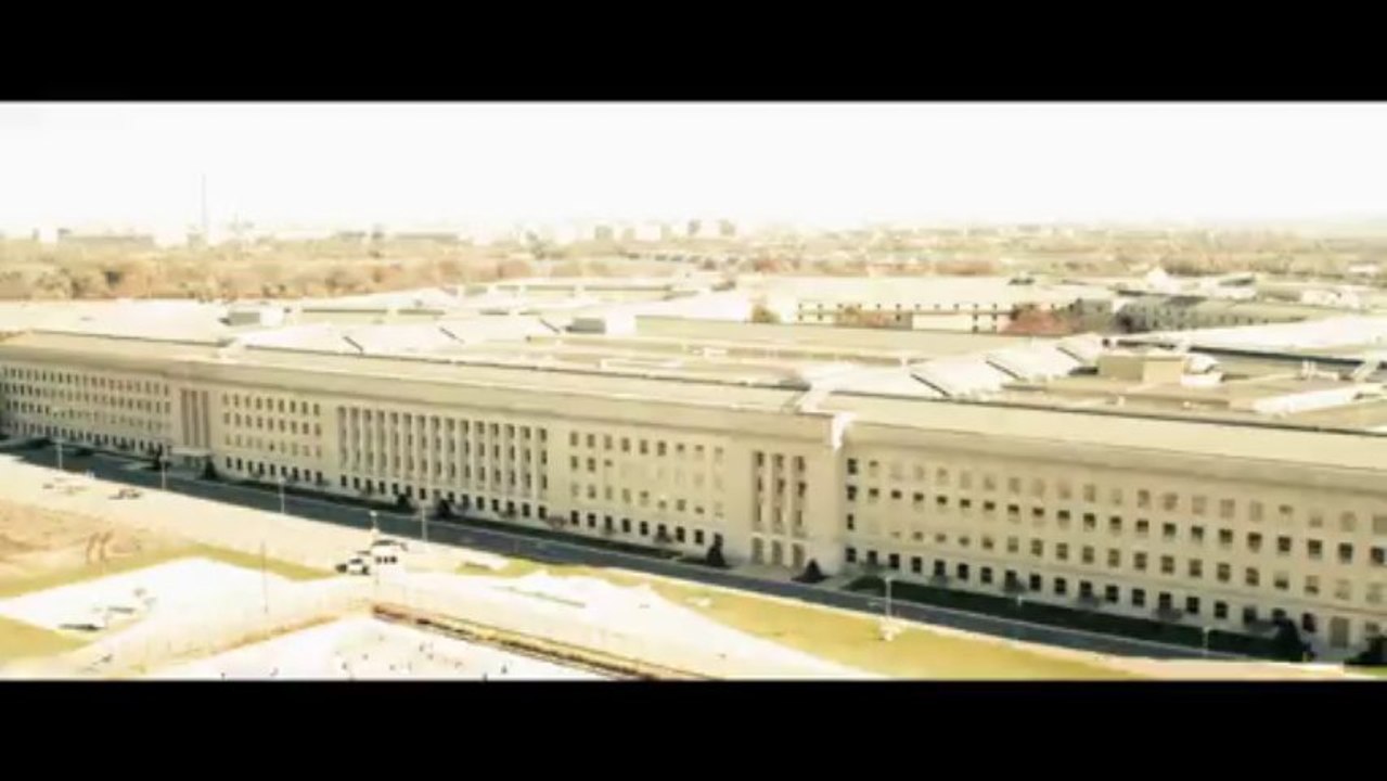 2 GUNS - Spot: Whole Lotta Trouble [VF|HD1080p]