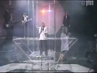 FALLING   ANGEL SINGER      ROGUE