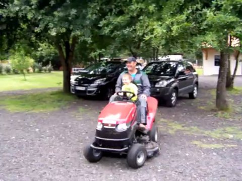 Tracteur avec tonton Pierre