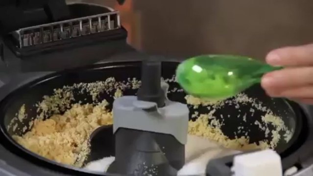 İrmik Helvası Tarifi - Nefis Yemek Tarifi