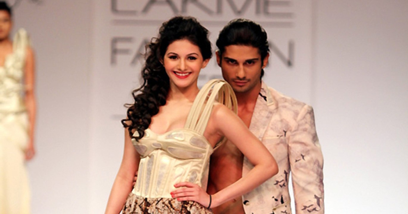 Prateik & Amyra Dastur walked the ramp