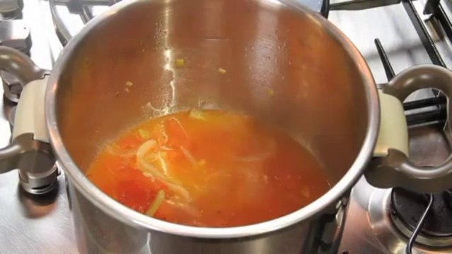 Levrek Buğulama Tarifi - Nefis Yemek Tarifi