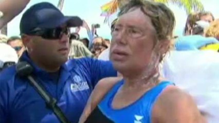 US woman succeeds in swimming from Cuba to Florida