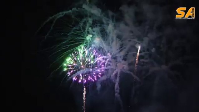 020913 Resum castell de focs de cloenda de Festa Major 2013