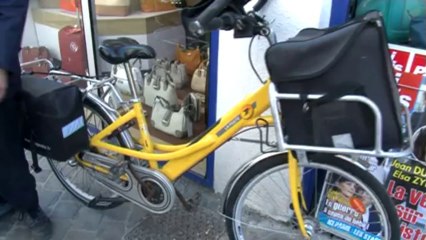 micro trottoir sur l'avenir de la plateforme de distribution de courrier du Cateau.