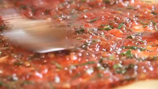 Mantarlı Pizza Tarifi - Nefis Yemek Tarifi