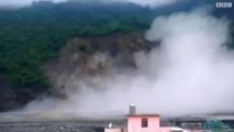 شاهد قدرت الله انهيار جبلي في جنوب شرقي الصين