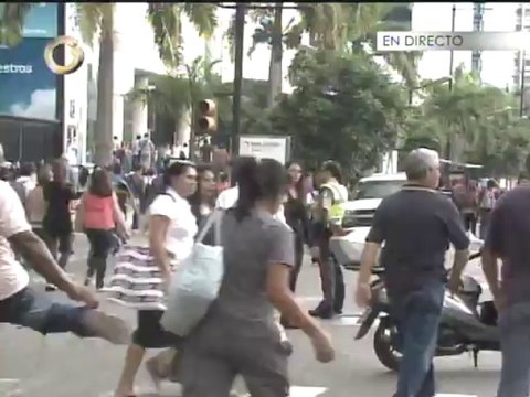 Aún permanecen cerradas estaciones de metro Altamira y Parque Miranda