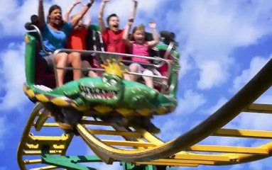 Six Flags America présente Ragin' Cajun et French Quarter Flyers