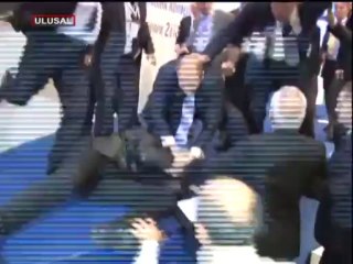 Türk siyasetçi Ahmet Doğan'a suikast girişimi