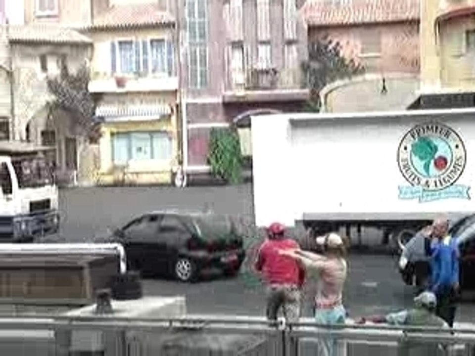 Cascade voiture auto disneyland