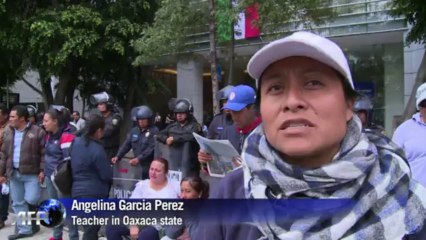 Mexican teachers block Senate to prevent vote on new law