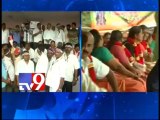 Employee JAC leaders protest for Samaikyandra in Tirupati