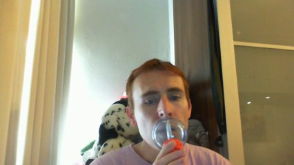 Wiwi égratigne "dis moi tout" d'Adict