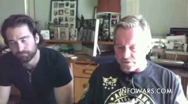'Chewin' Gum and Kickin' Ass!' [Rowdy Roddy Piper & Sean Stone @ Infowars]