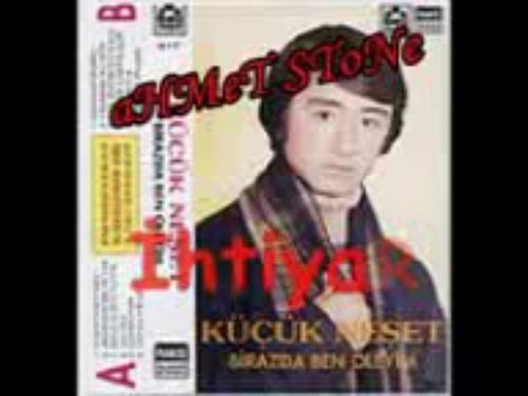 Küçük Neşet - Ben Sevdim Eller Aldı