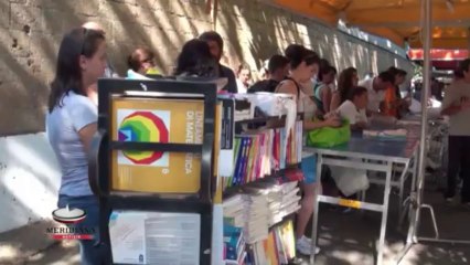 Alla scoperta del mercato di Lungotevere Oberdan, uno schiaffo al caro-libri
