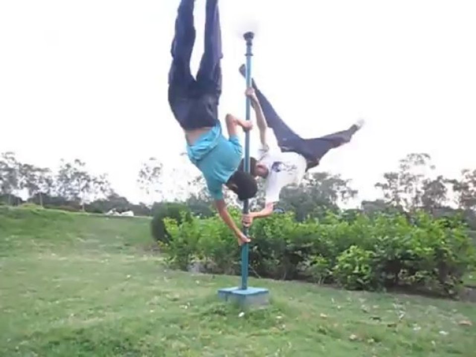 EPIC FREERUN PARKOUR AND FREERUNNING PAKISTAN