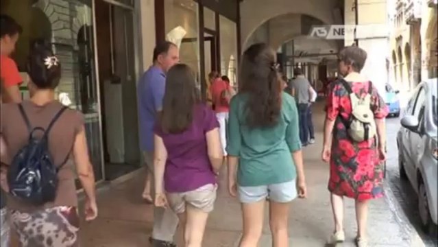 SALDI,SEGNALI DI LIEVE RIPRESA