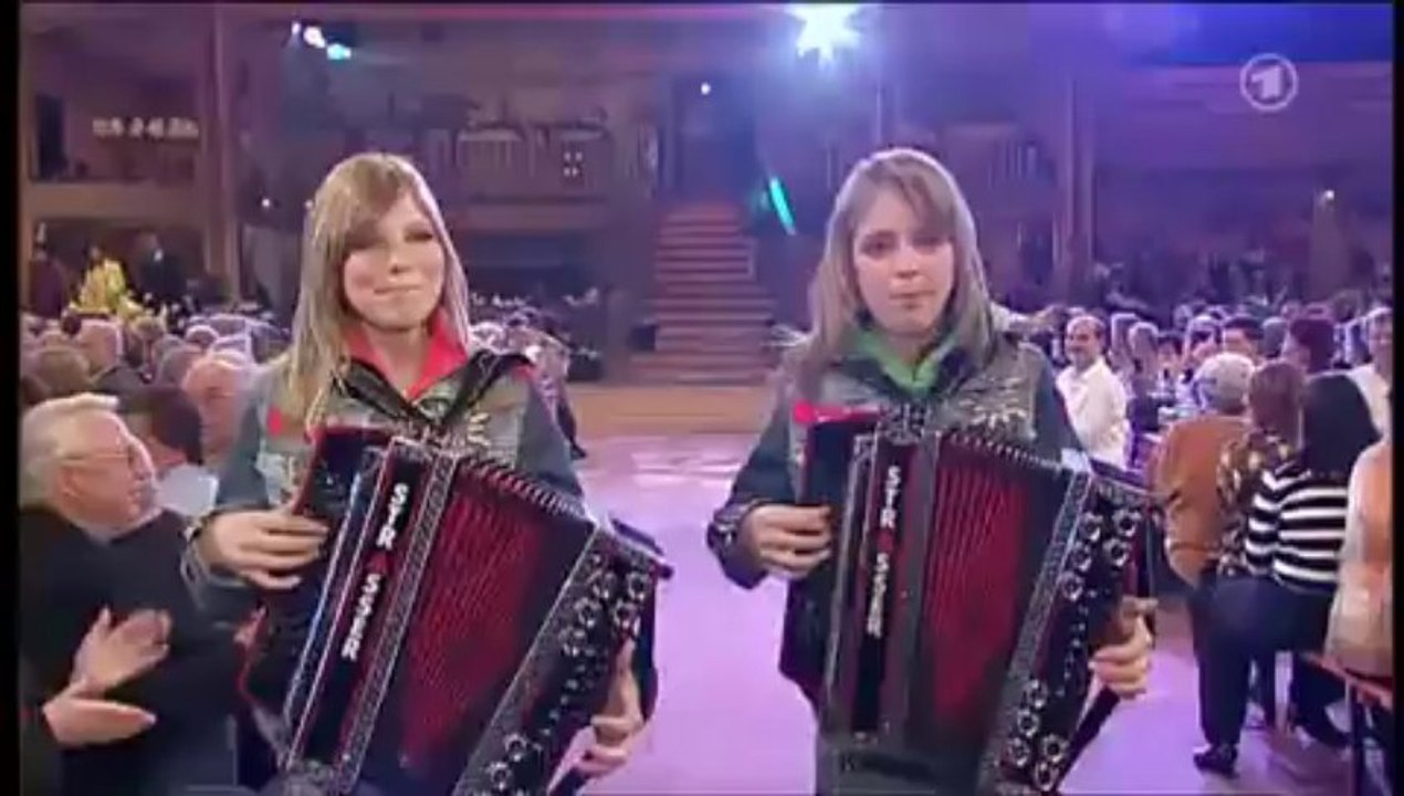 Die Twinnies - Bayernmädels