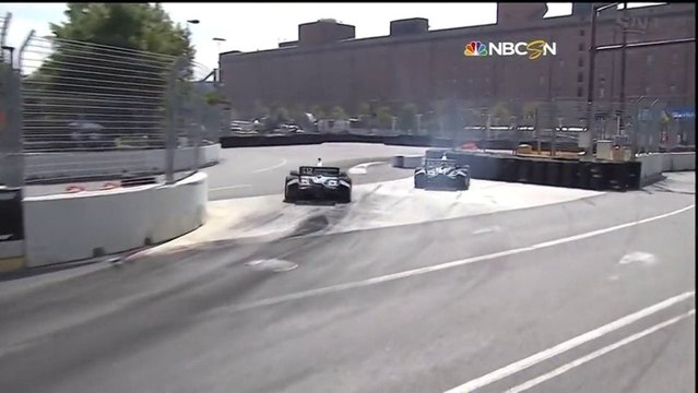 Indycar Baltimore 2013 Carpenter crashes