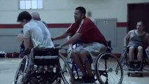 Basketteurs en fauteuil roulant - Publicité Guinness