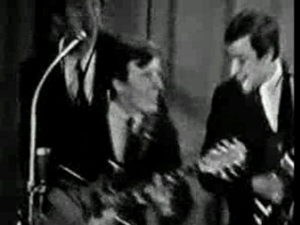 Johnny Hallyday -Johnny reviens (live)