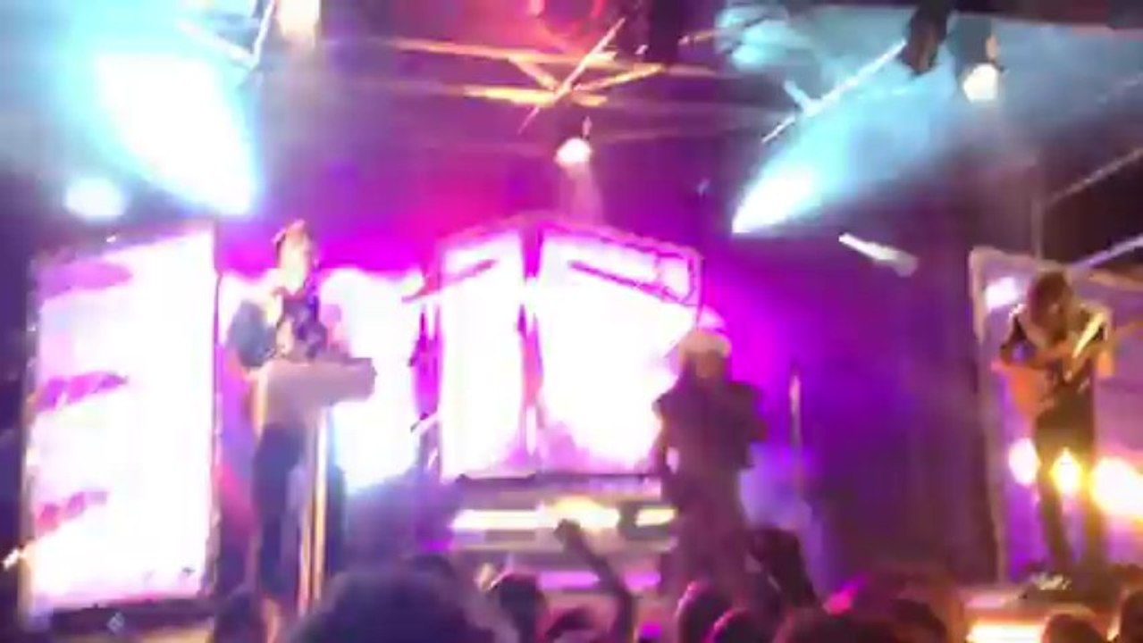 Naive New Beaters Live @ Cholet