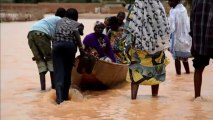 Flooding in Niger continues to displace tens of thousands