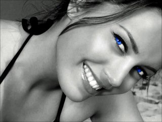 Taio Cruz - Hangover feat. Flo Rida