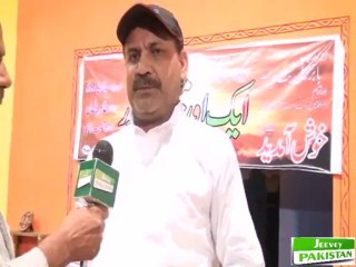 Javed Rodu Director & Writer of Stage Play "Aik Aur Maili Chader" talking with Jeevey Pakistan about his Play at Tamaseel Theatre..