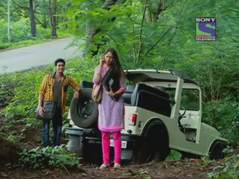 SaRuv Scene 7 ~ Sanchi Car Gets Stuck and Dhruv Helps Her