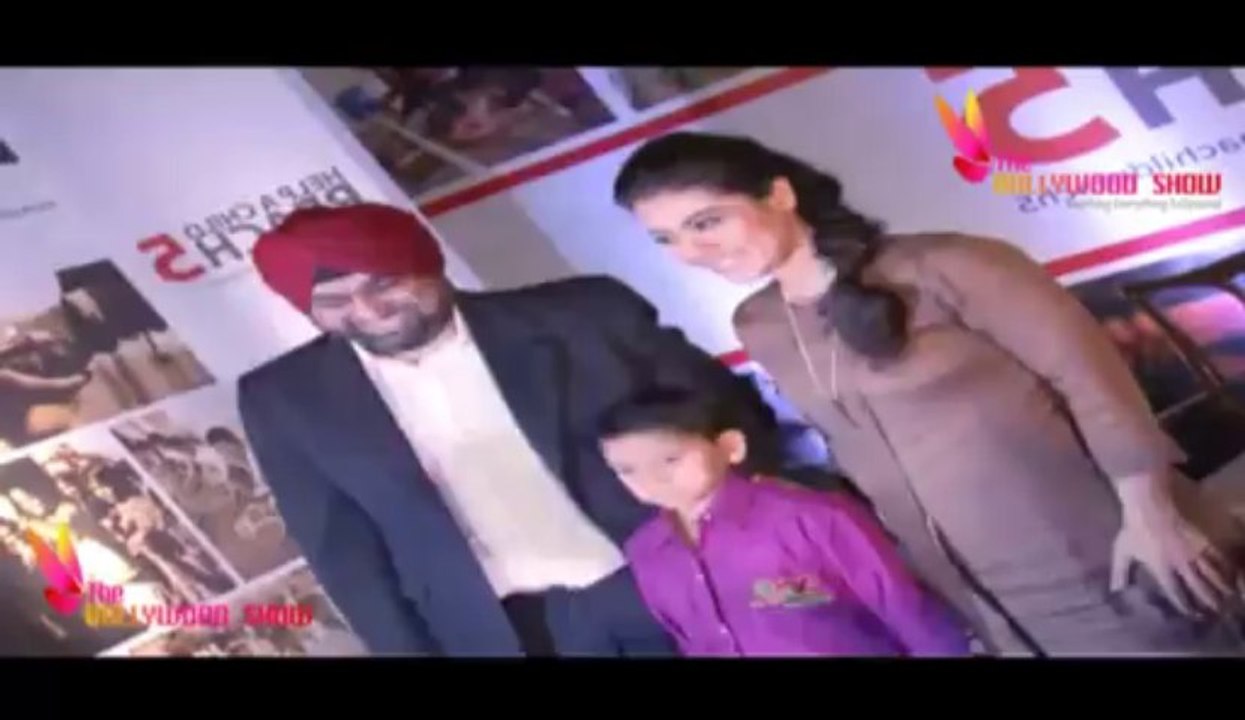 Kajol Flaunts her FAT BELLY