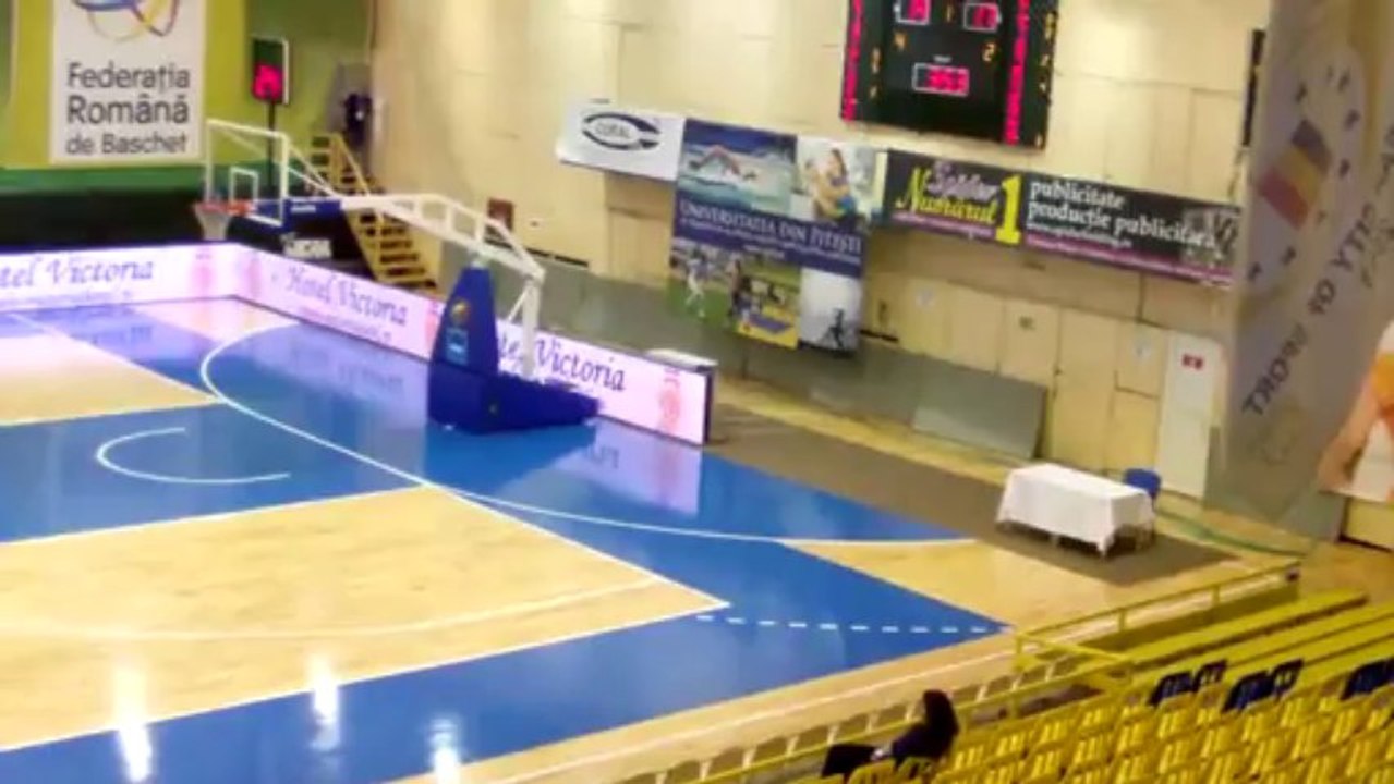 SLOVAKIA -GBR 1/4