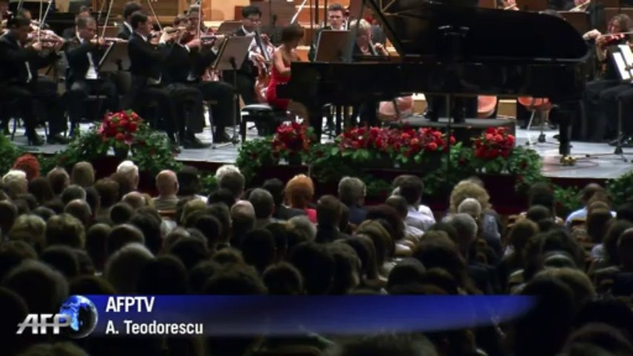 Acclaimed Chinese pianist Wang rejects remarks about attire