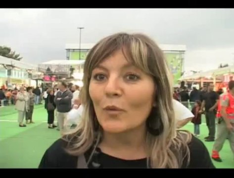 Concert de Grand Corps Malade à Saint-Denis lors du festival Ovale.