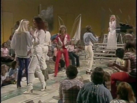 Olivia Newton-John, Andy Gibb, ABBA - Medley of songs