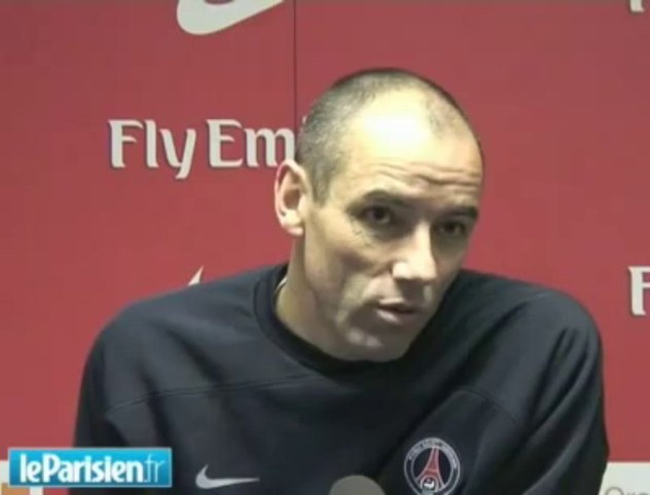 Paul Le Guen: Hoarau peut devenir un bon attaquant de L1"