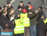 Les chauffeurs de taxi envahissent le périphérique parisien