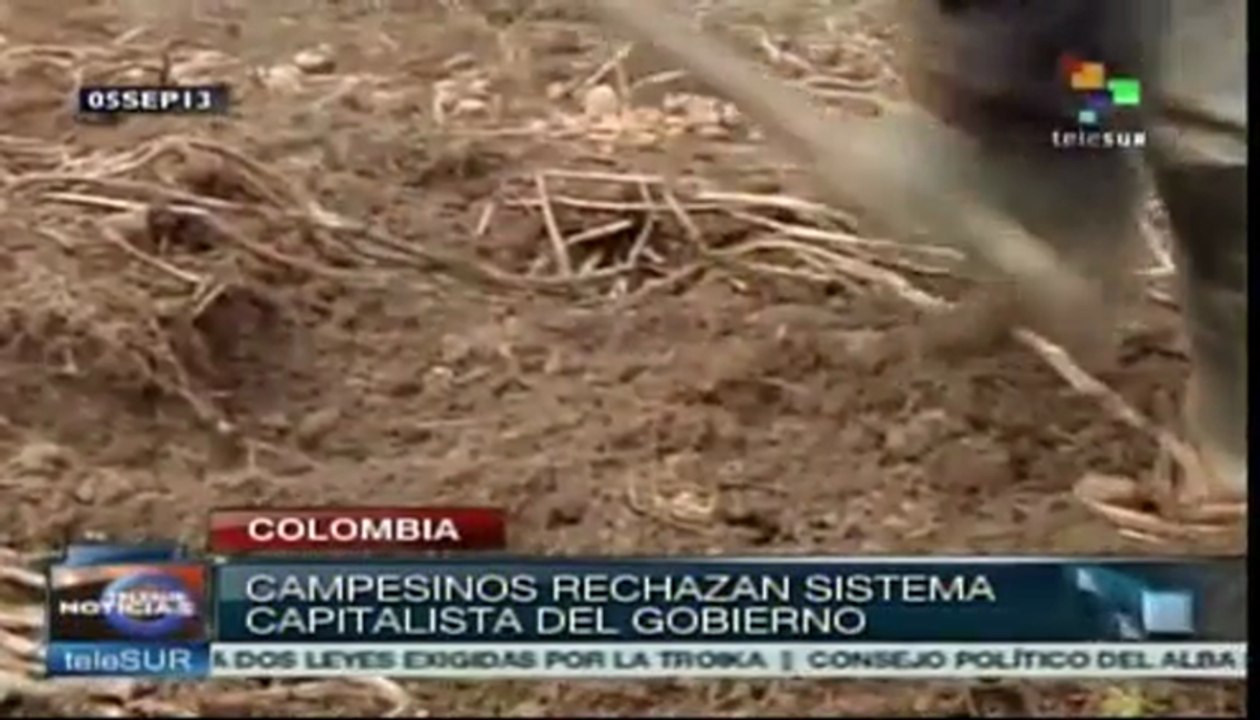 Policía colombiana reprime a campesinos en el Cauca