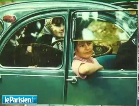 La 2CV: pleins-phares sur un mythe qui fête ses 60 ans