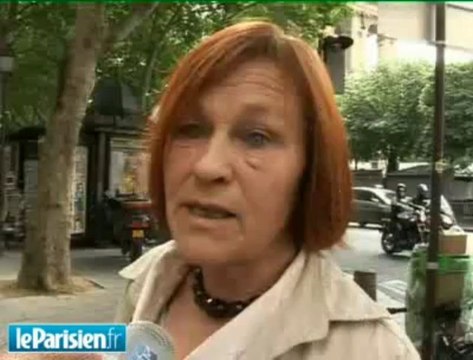 Yves Saint Laurent : les parisiens émus aux larmes