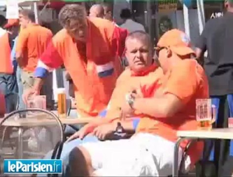 Les supporters bleus noyés par la vague orange