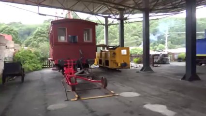 Australie-Tasmanie: Zeehan, Ville miniere.