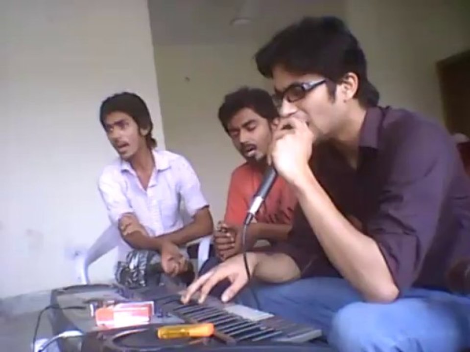 DeeJay Sam Jamming With Crew
