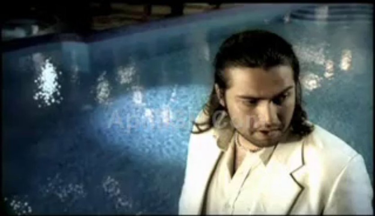 Main Aur Tu (Apniisp.Com)