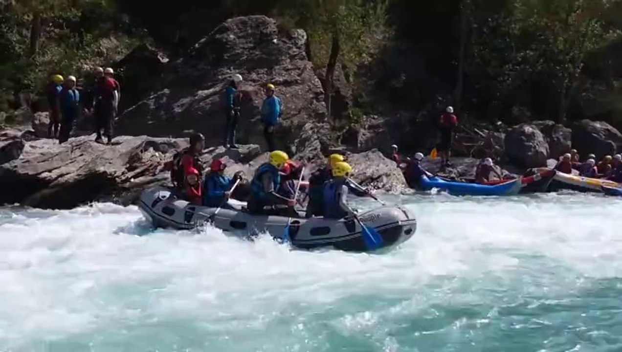 Passage de la Vague du Rabioux sur la Durance