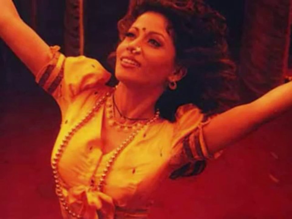 Tumse Mili Nazar - Main Madhuri Dixit Banna Cha...