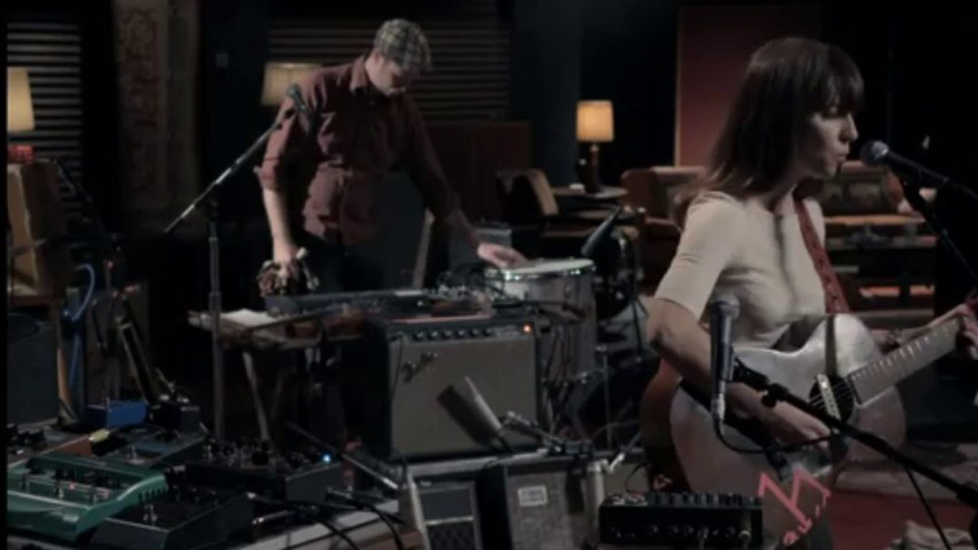 Undiscovered First, Feist (From the Basement) - Vidéo Dailymotion