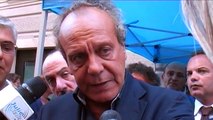 Napoli - Nitto Palma firma il referendum giustizia -live- (06.09.13)
